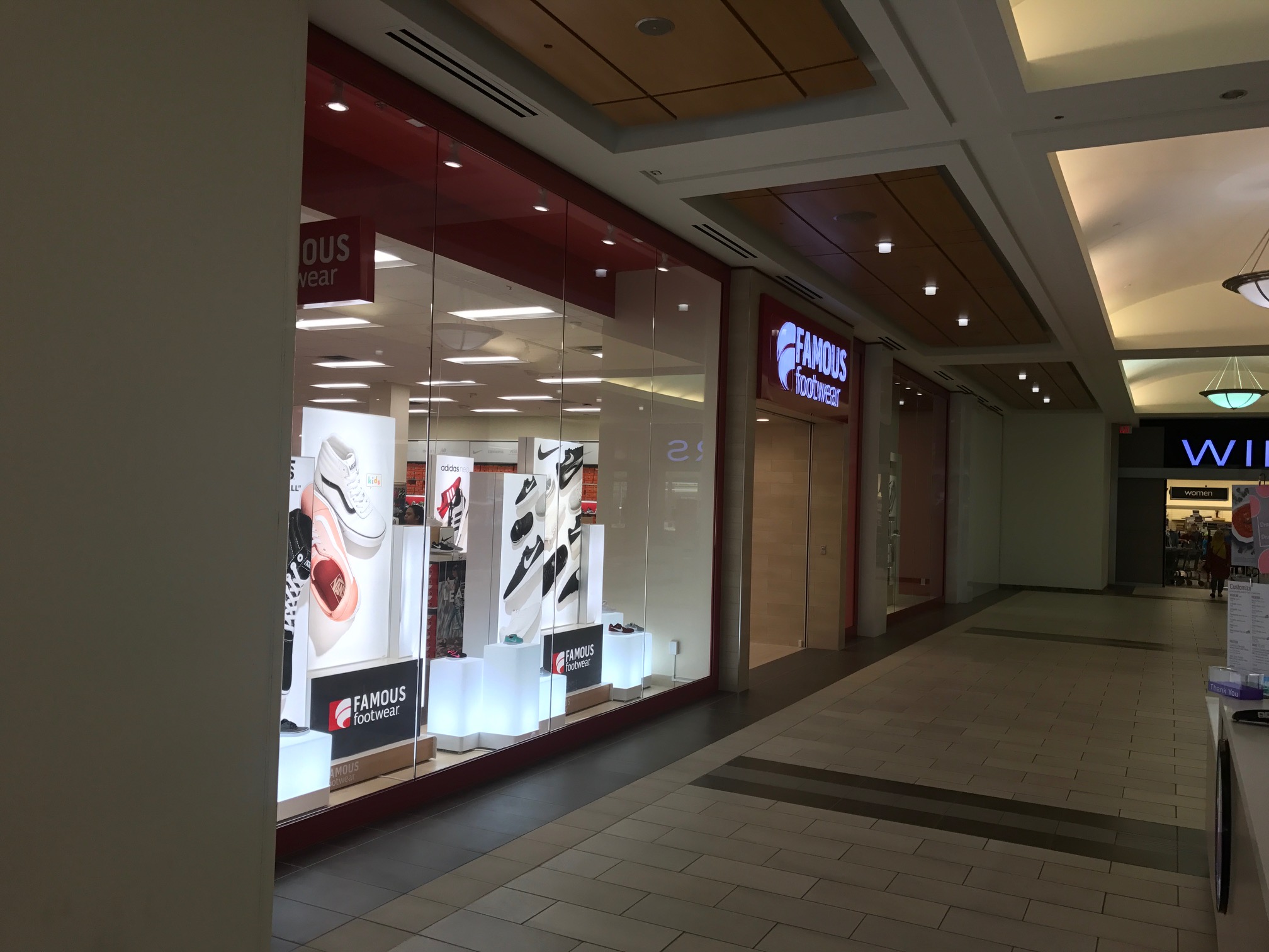 Famous Footwear - Grossmont Center